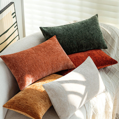 Rechteckiger Kissenbezug aus Mikrovelours mit weichem Plüschfinish und verdecktem Reißverschluss Brehn