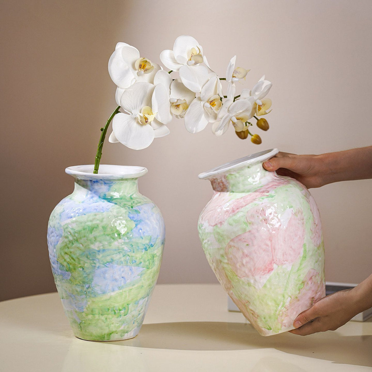 Künstlerische dekorative Keramikvase