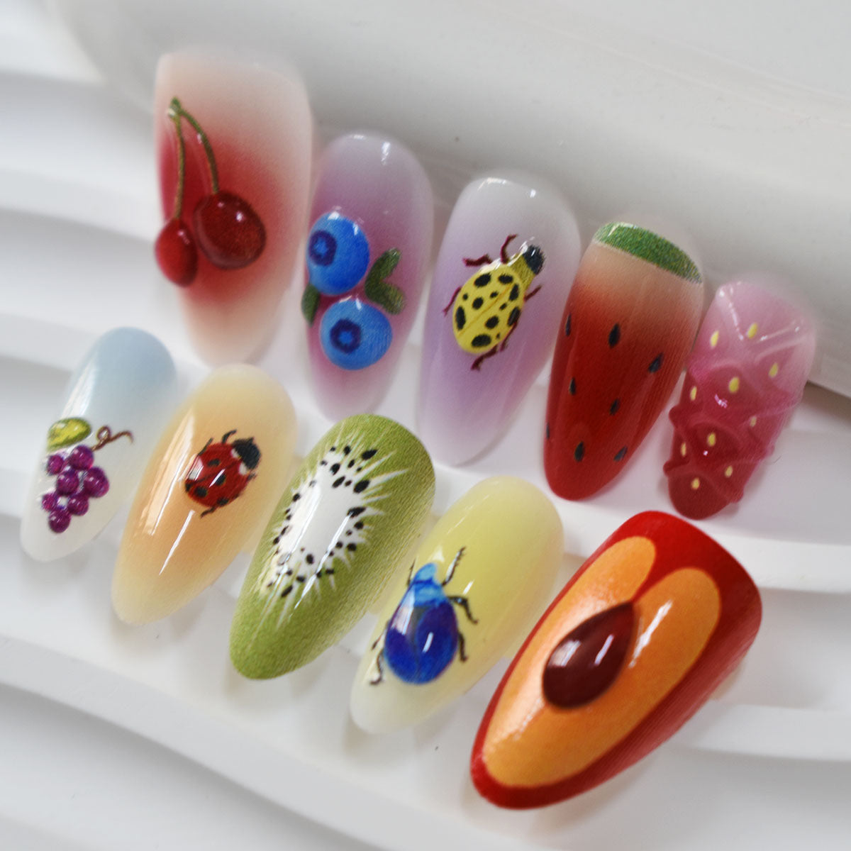 Künstlerische Ausdrucks-Nagelverbesserungen Brehn
