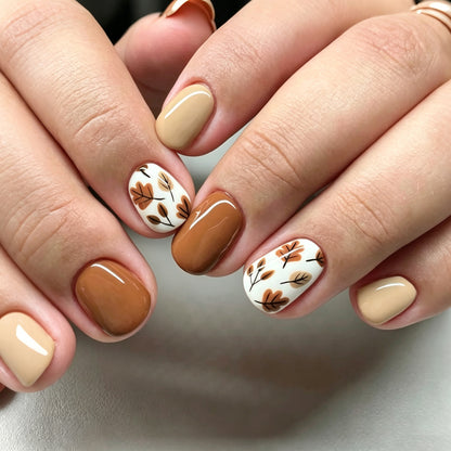 Künstlerisches Botanisches Press-On Nageldesign Brehn