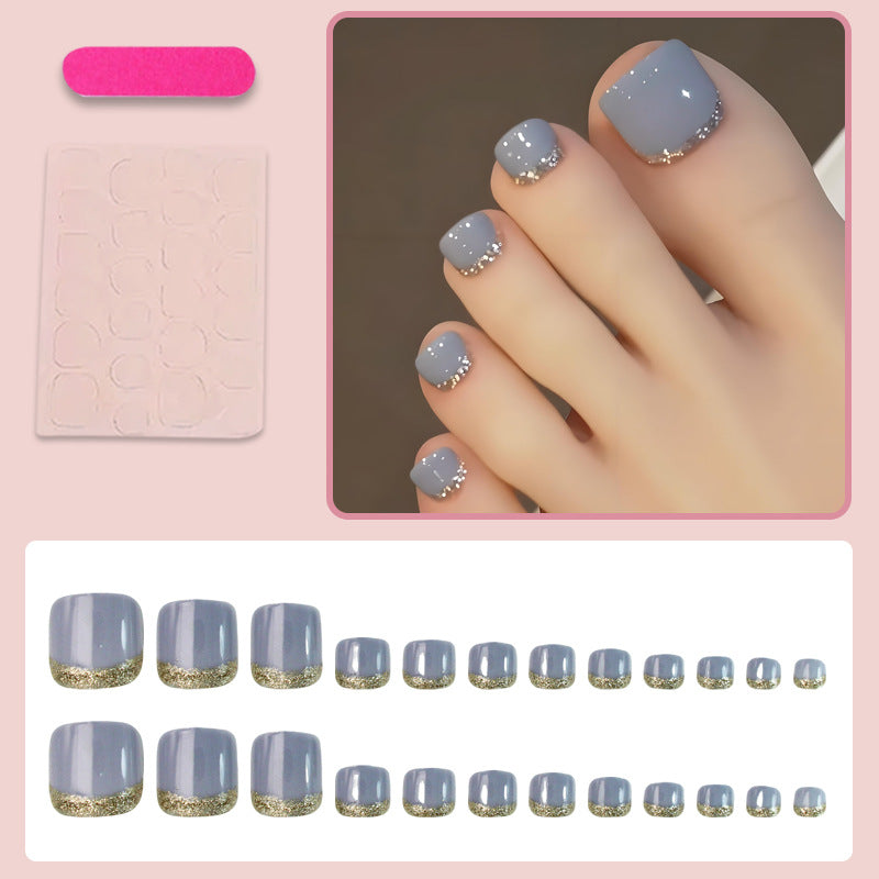 Kunstnagelset mit glamourösen Glitzerakzenten Brehn