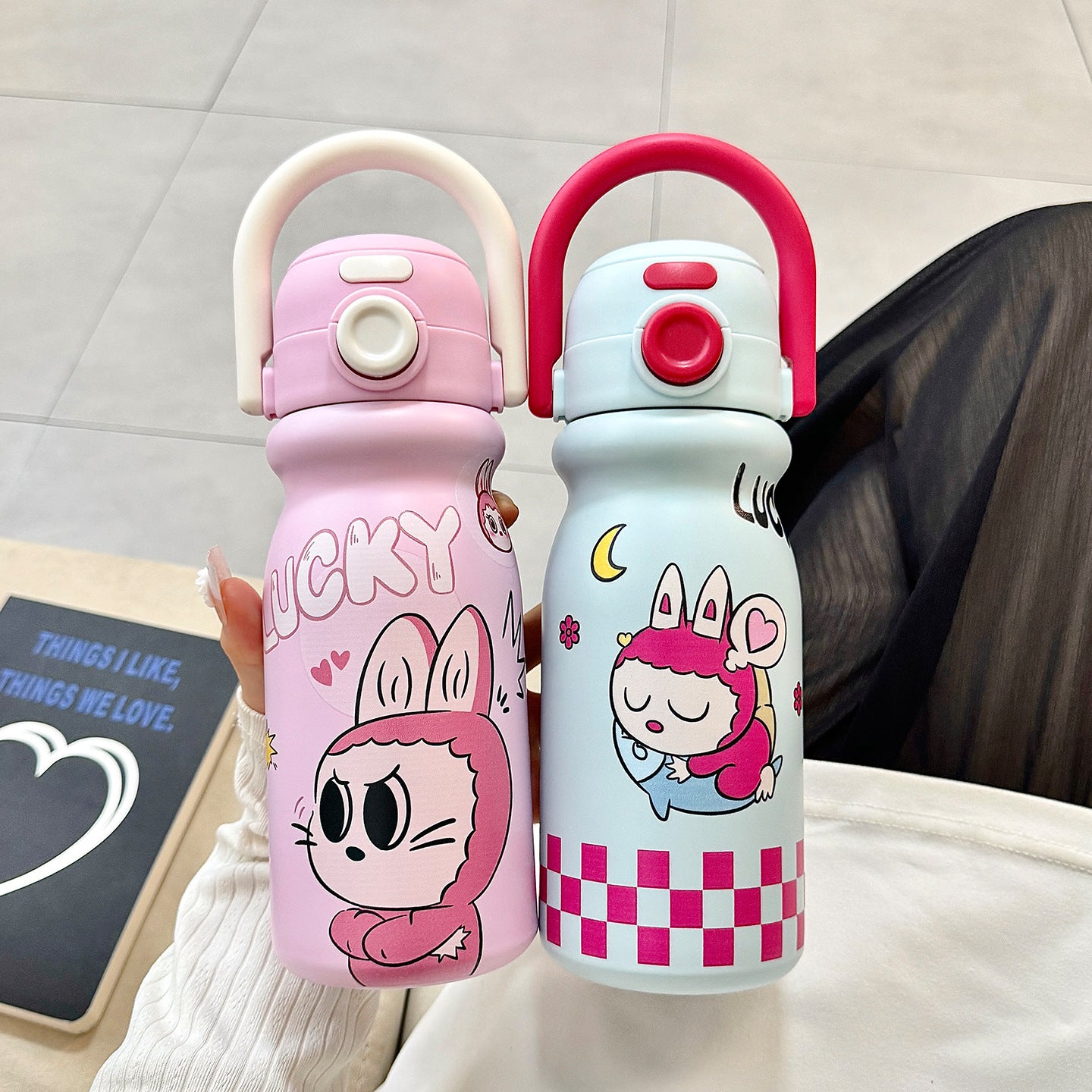 Damen Trinkflasche mit lustigem Tierdesign und ergonomischem Tragegriff Brehn