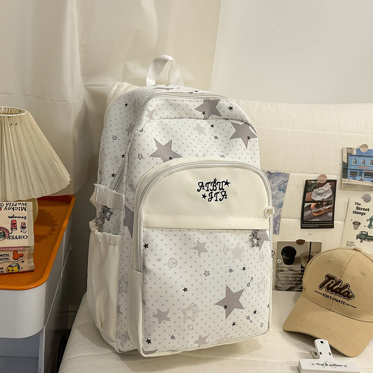 Stylische Tages-Rucksack mit Sternenmuster