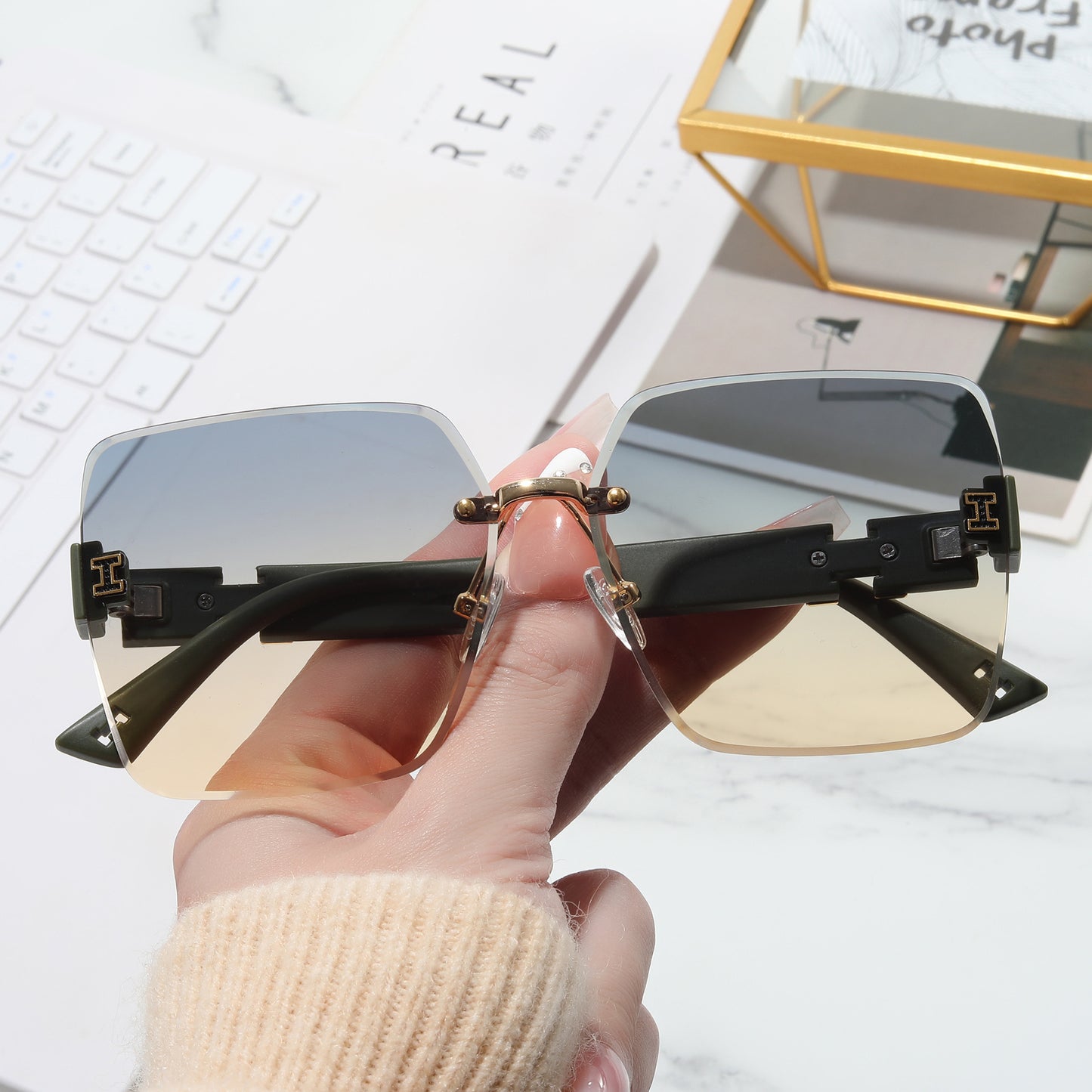 Damen oversized quadratische Sonnenbrille mit stilvollen Akzenten Brehn