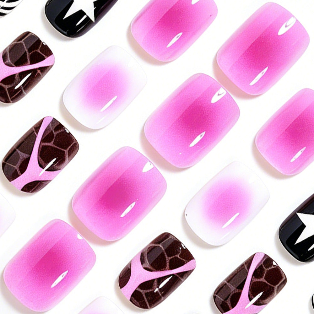 Künstlerisches Press-On Nagelset mit einzigartigen Mustern Brehn
