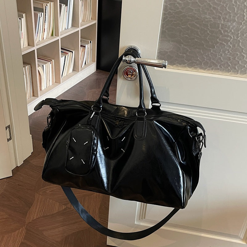 Elegante Reisetasche Aus Hochwertigem Kunstleder Brehn