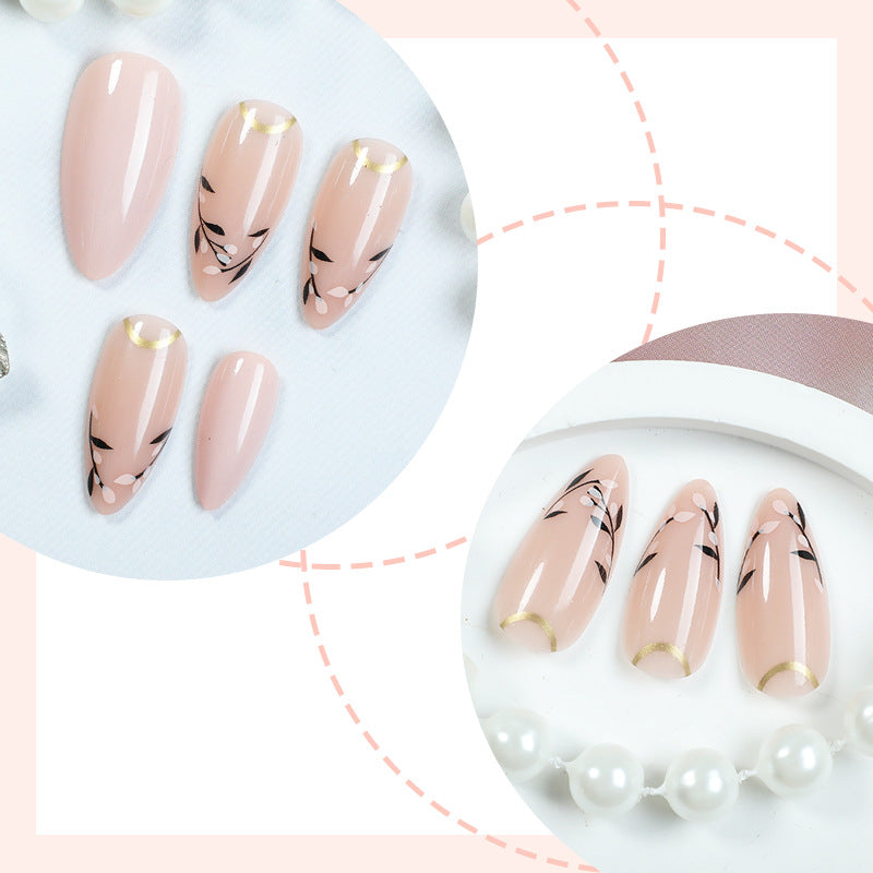 Premium Künstlerischer Press-On Nagelkunst Set mit Floralen Akzenten Brehn