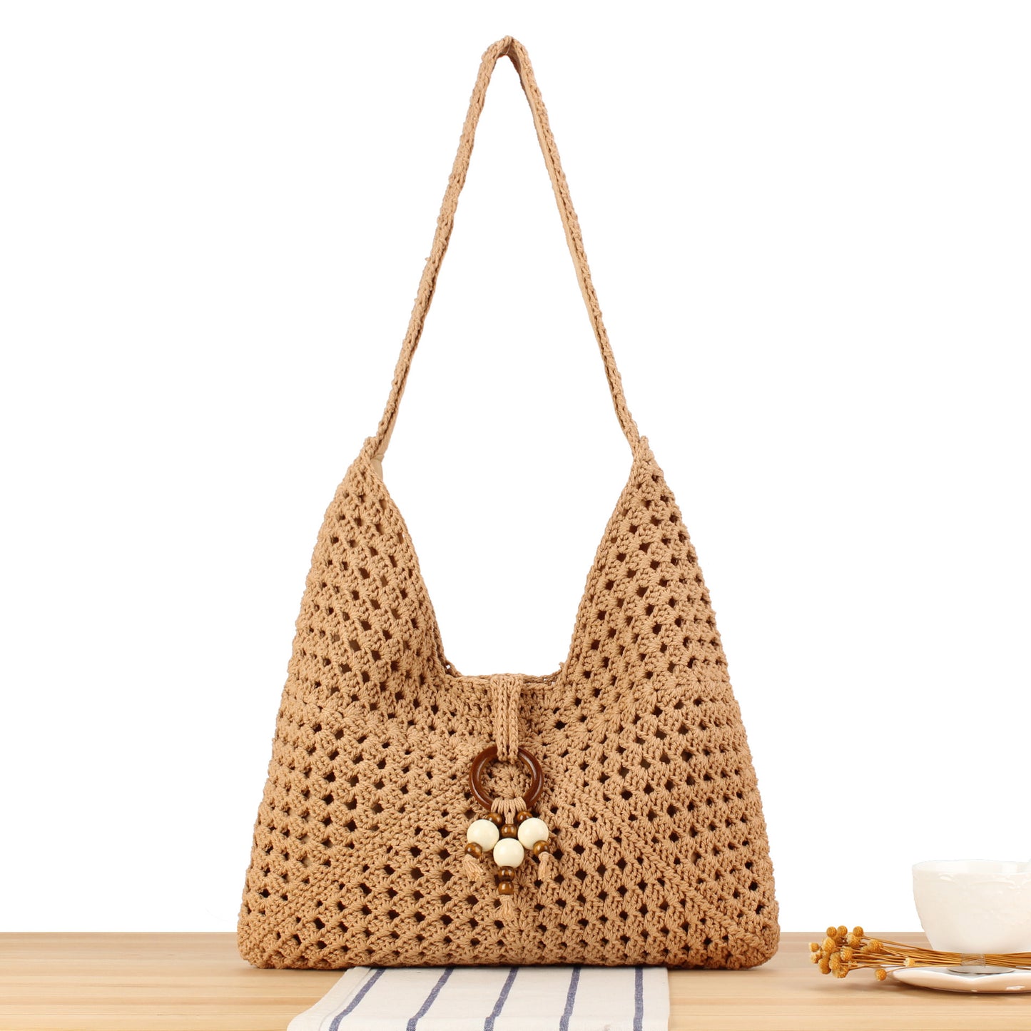 Handtasche Aus Handgeknüpftem Naturmaterial mit Schicker Quastenverzierung Brehn