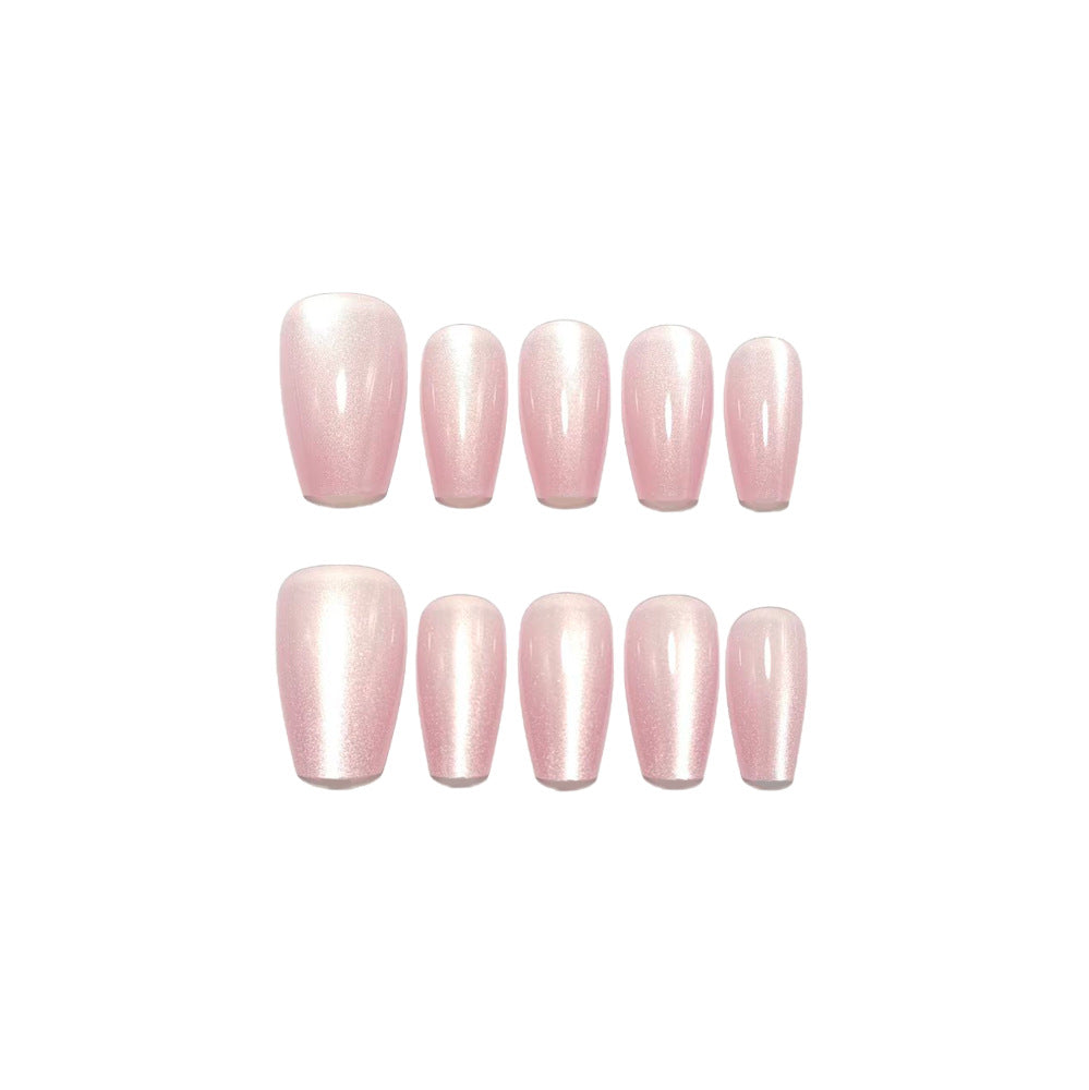 Glänzende Kunstnägel mit Sanftem Rosa-Effekt Brehn