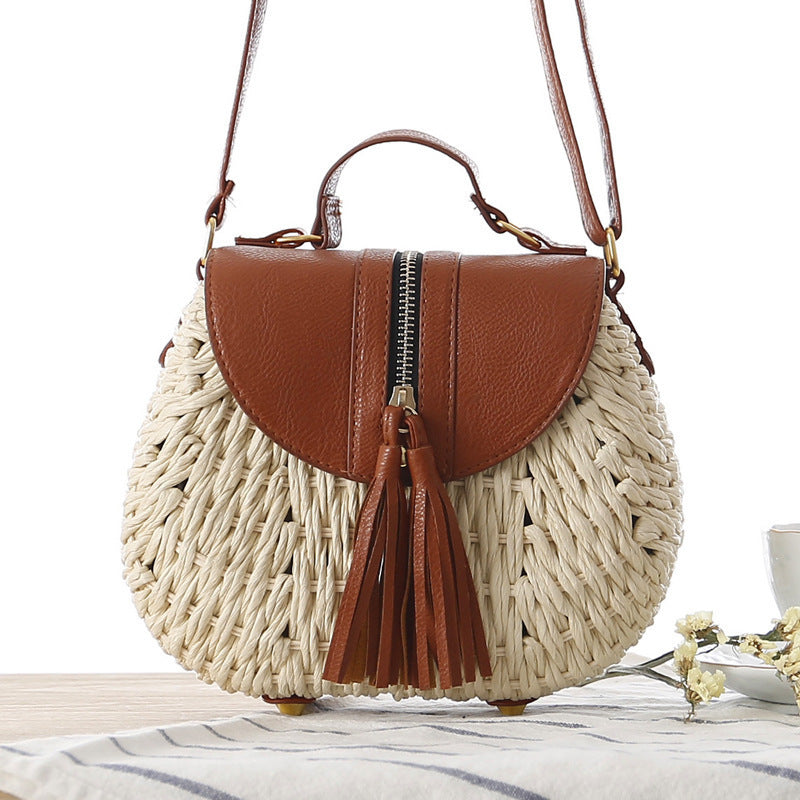 Handtasche mit Einzigartigem Geflochtenem Design und Eleganter Klappe Brehn