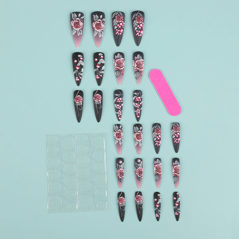 Kunstnägel mit detailliertem Rosendesign Brehn