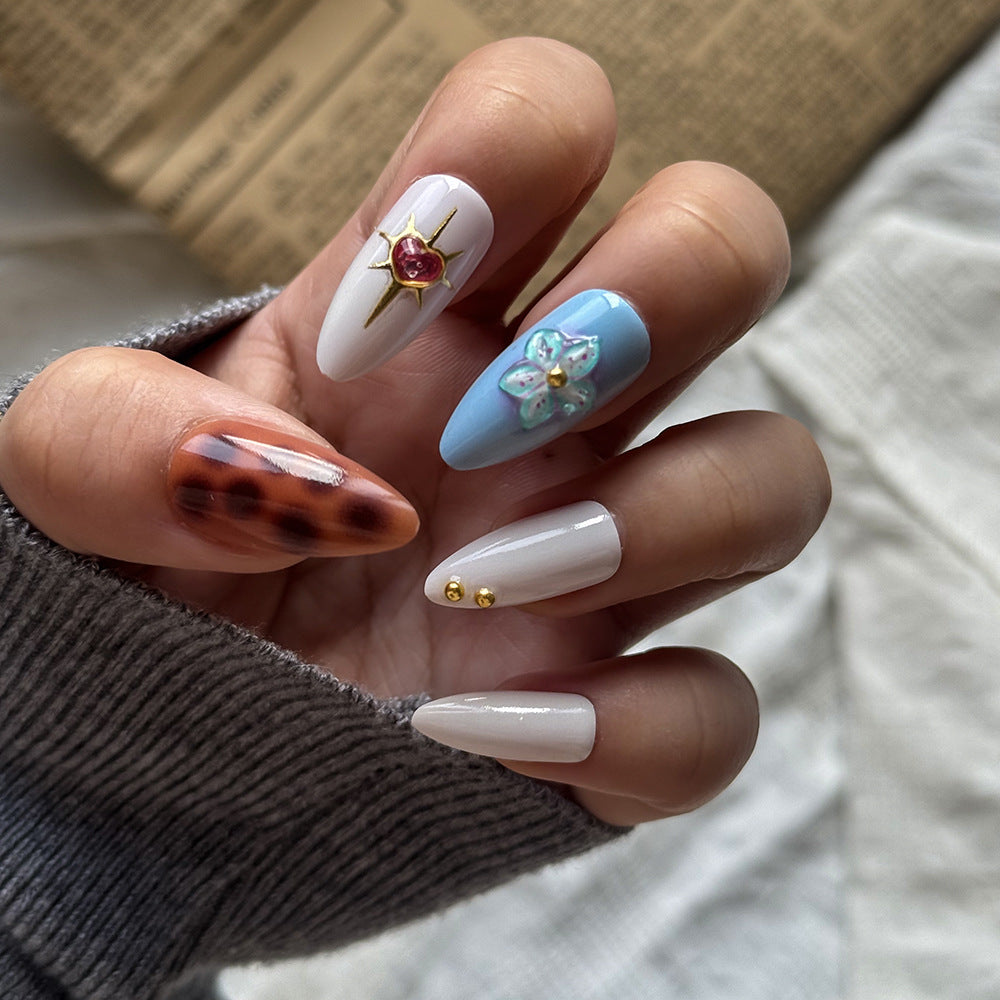 Elegantes Dekoratives Press-On Nagelkunstset Brehn
