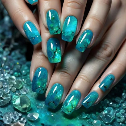 Künstlerische Gel-Nagelverlängerungen Brehn