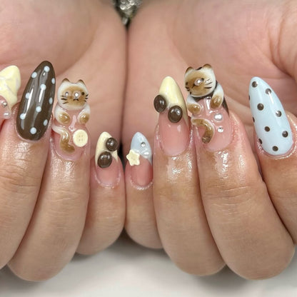 Dekorative Nagelkunst