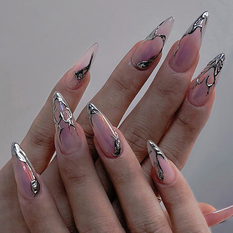 Künstlerisches Press-On Nagelset mit dekorativem Marmor und glänzenden Akzenten Brehn