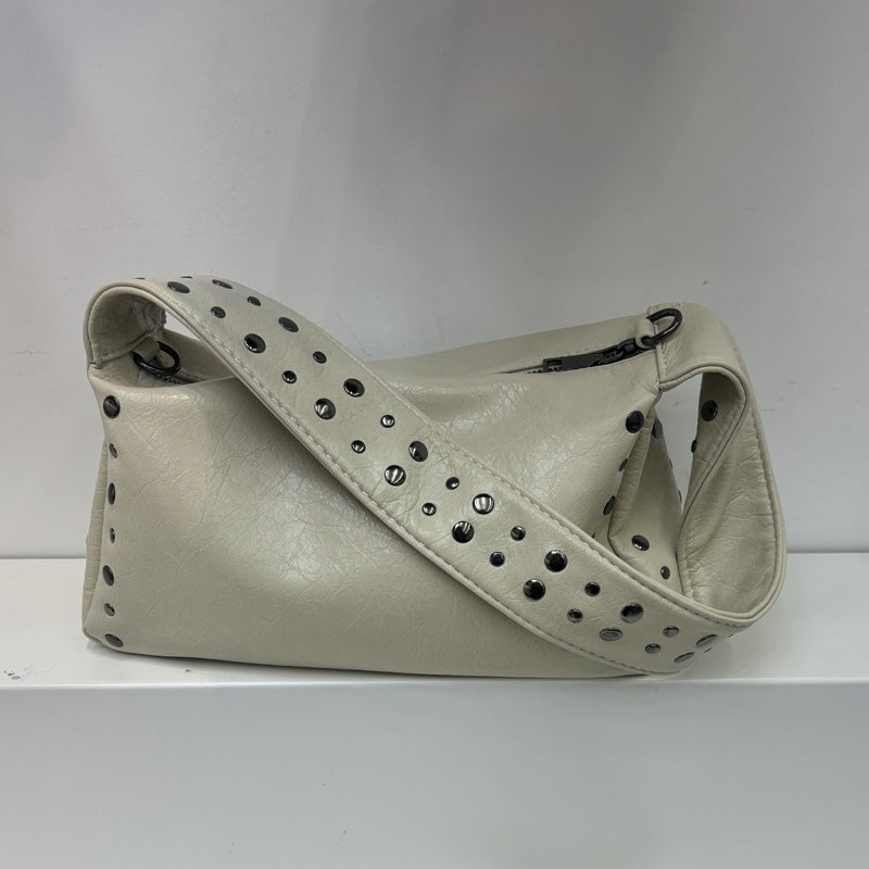 Zeitgenössische gesteppte Schultertasche