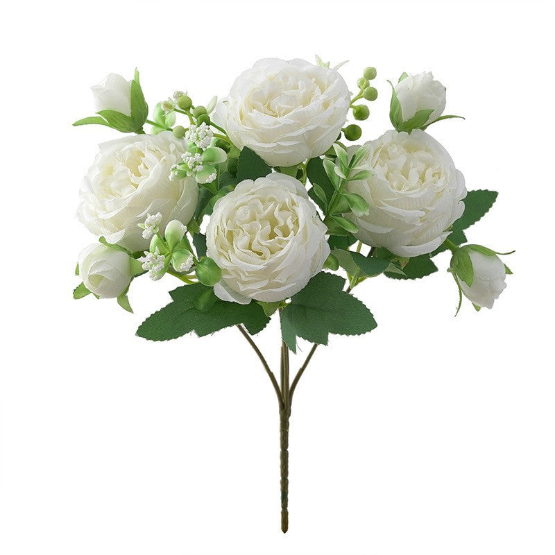 Künstliches Blumenarrangement