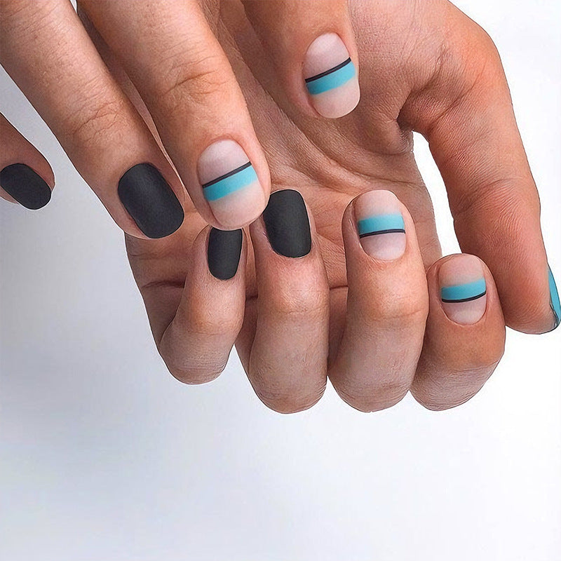 Kunstnagelset mit modernem, geometrischen Design Brehn