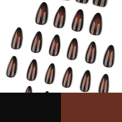 Kunstvolle Stiletto-Nägel mit glänzendem Finish Brehn