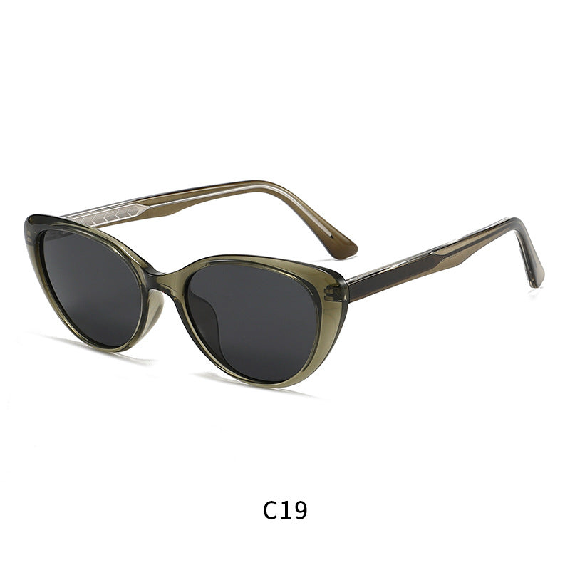 Damen Cat-Eye Sonnenbrille mit luxuriösen, getönten Gläsern und stilvollem Rahmen Brehn