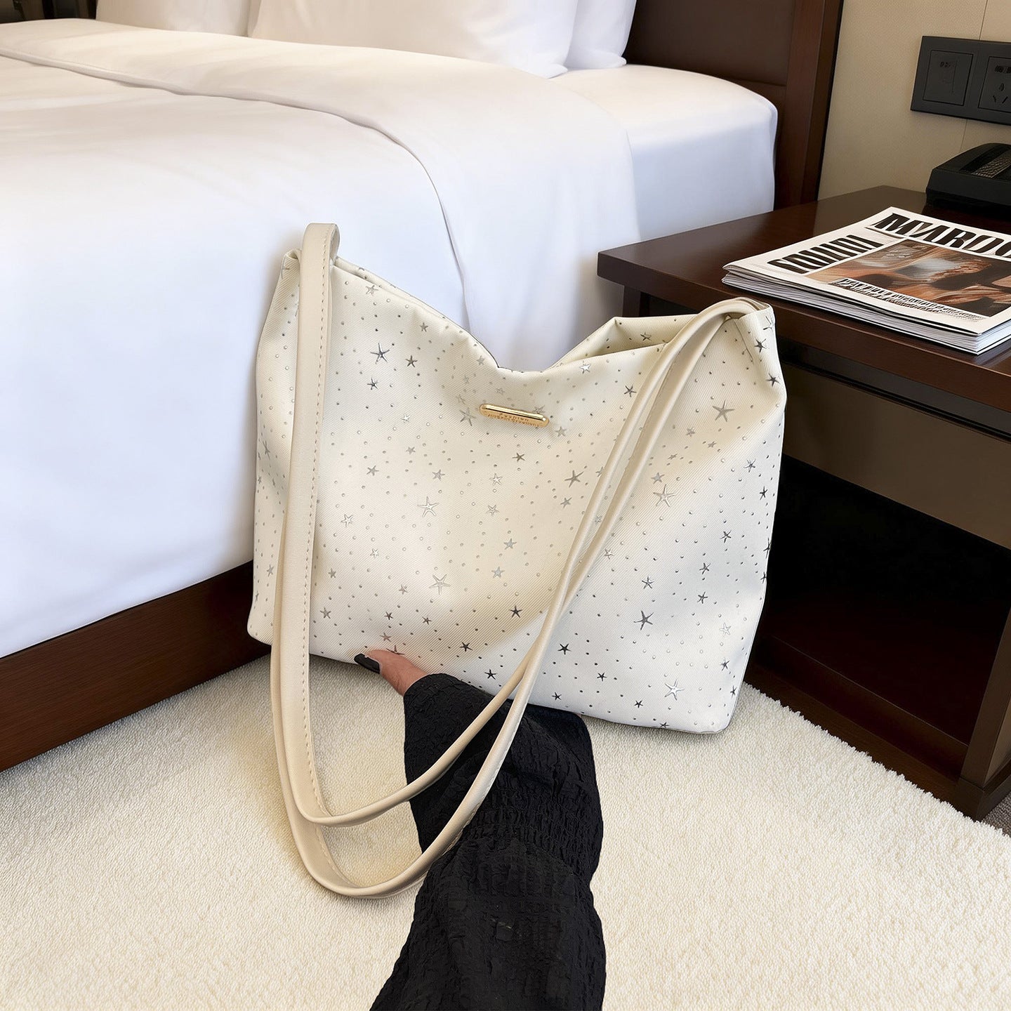 WoStylish Star-beschmückte Hobo-Tasche Brehn