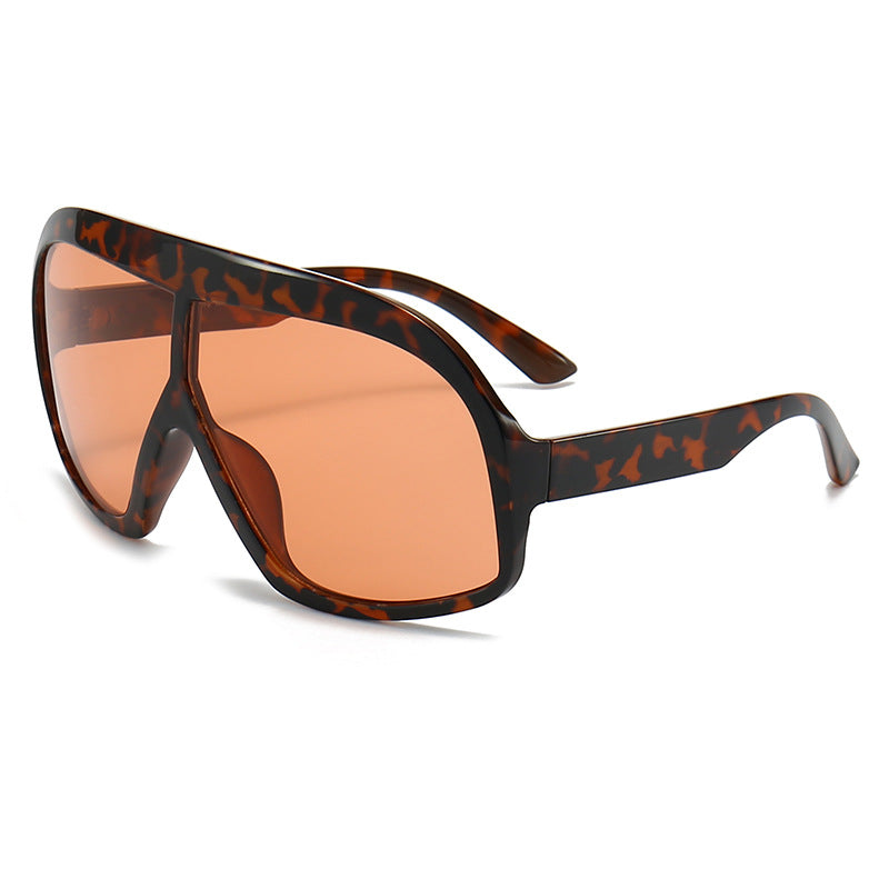 Damen Sportliche Sonnenbrille mit breitem Rahmen und polarisierten Gläsern Brehn