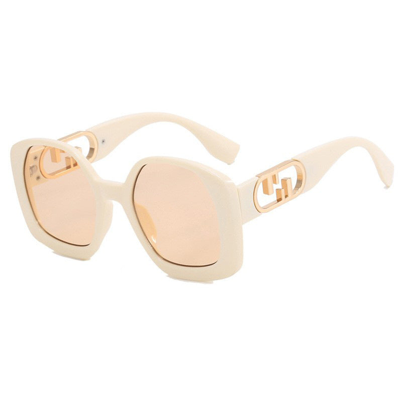 Damen oversized Sonnenbrille mit extravagantem geometrischen Rahmen und eleganten Akzenten Brehn