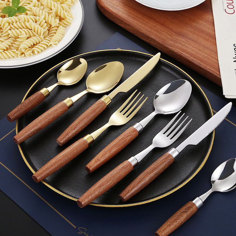 Eleganter Dessertlöffel mit Ergonomischem Holzgriff Brehn