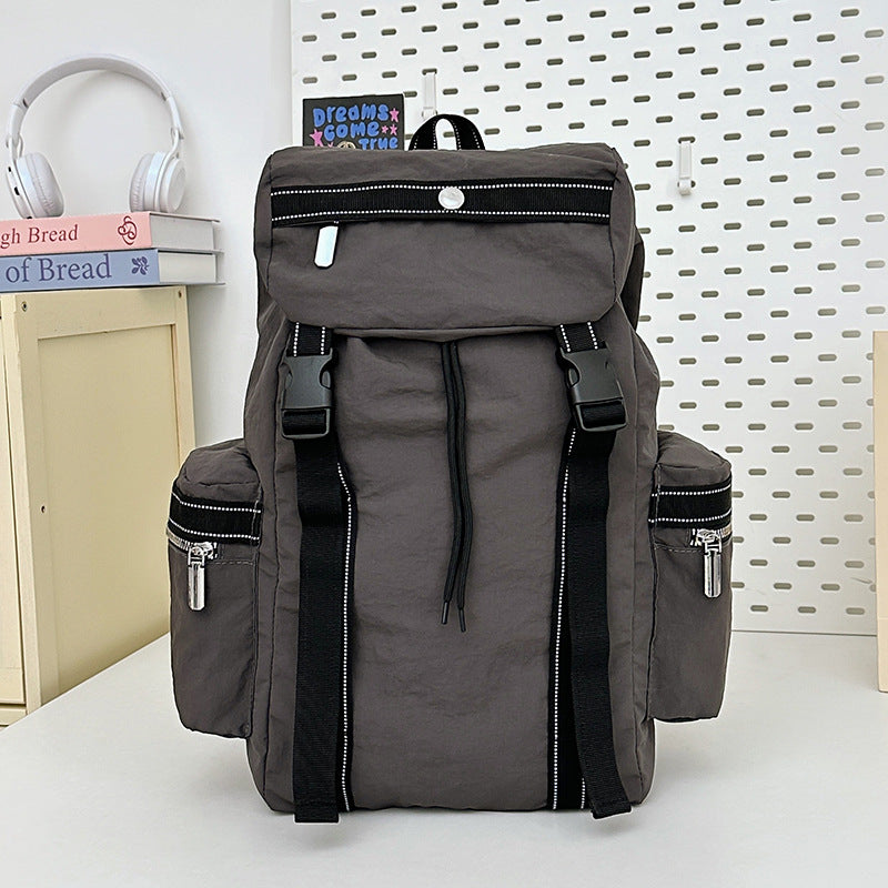 Vielseitiger Multi-Taschen Rucksack Brehn