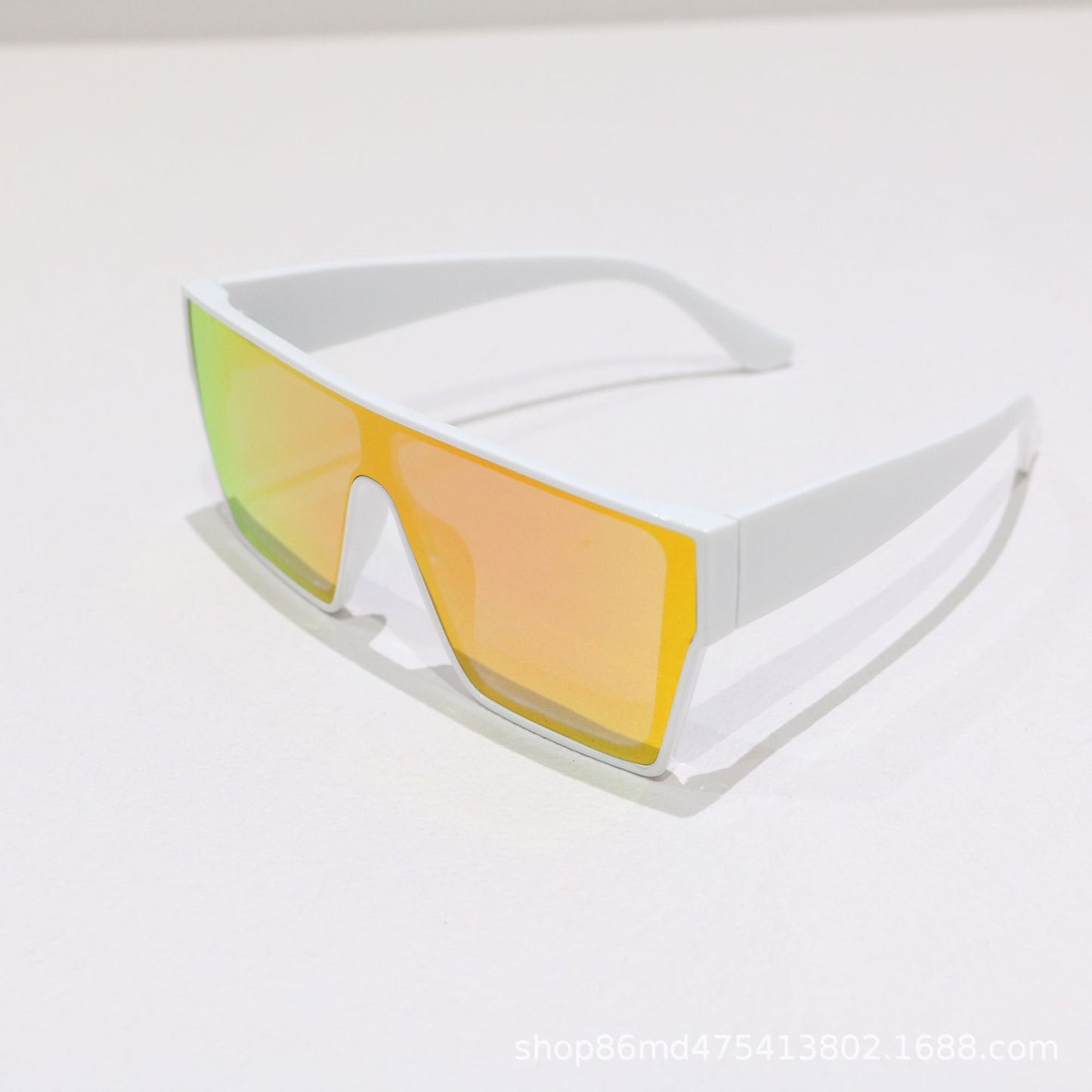 Damen große rechteckige Sonnenbrille mit modernem Rahmen und UV-Schutz Brehn