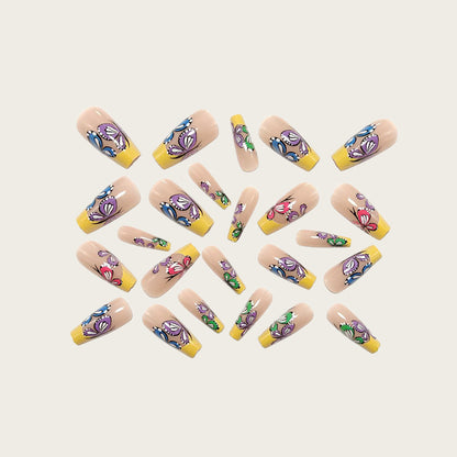 Kunstnagelset mit filigranem Schmetterlingsdesign Brehn