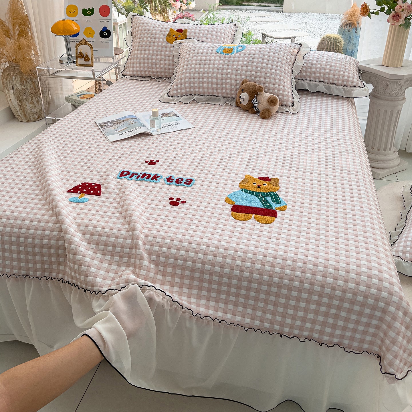 Damen Kuscheldecke mit verspieltem Panda-Motiv und hochwertiger Baumwolloberfläche Brehn