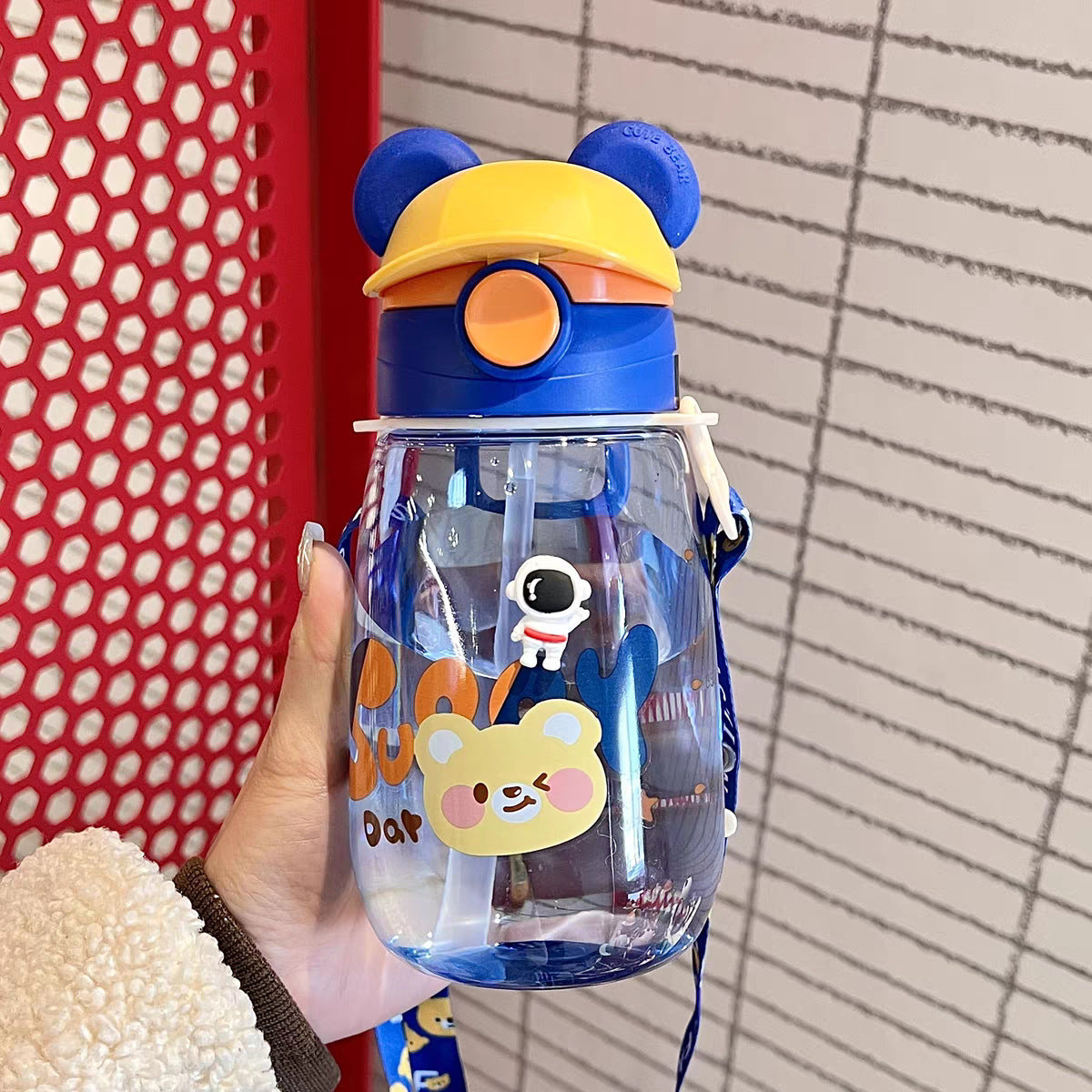 Damen Verspielte Kindertrinkflasche mit integriertem Strohhalm Brehn