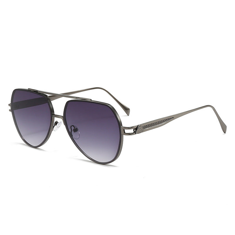 Damen Designer-Sonnenbrille im stilvollen, geschwungenen Metallrahmen Brehn
