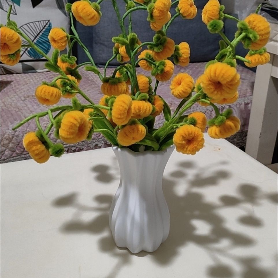 Dekorativer gerippter Keramikblumenvas Brehn