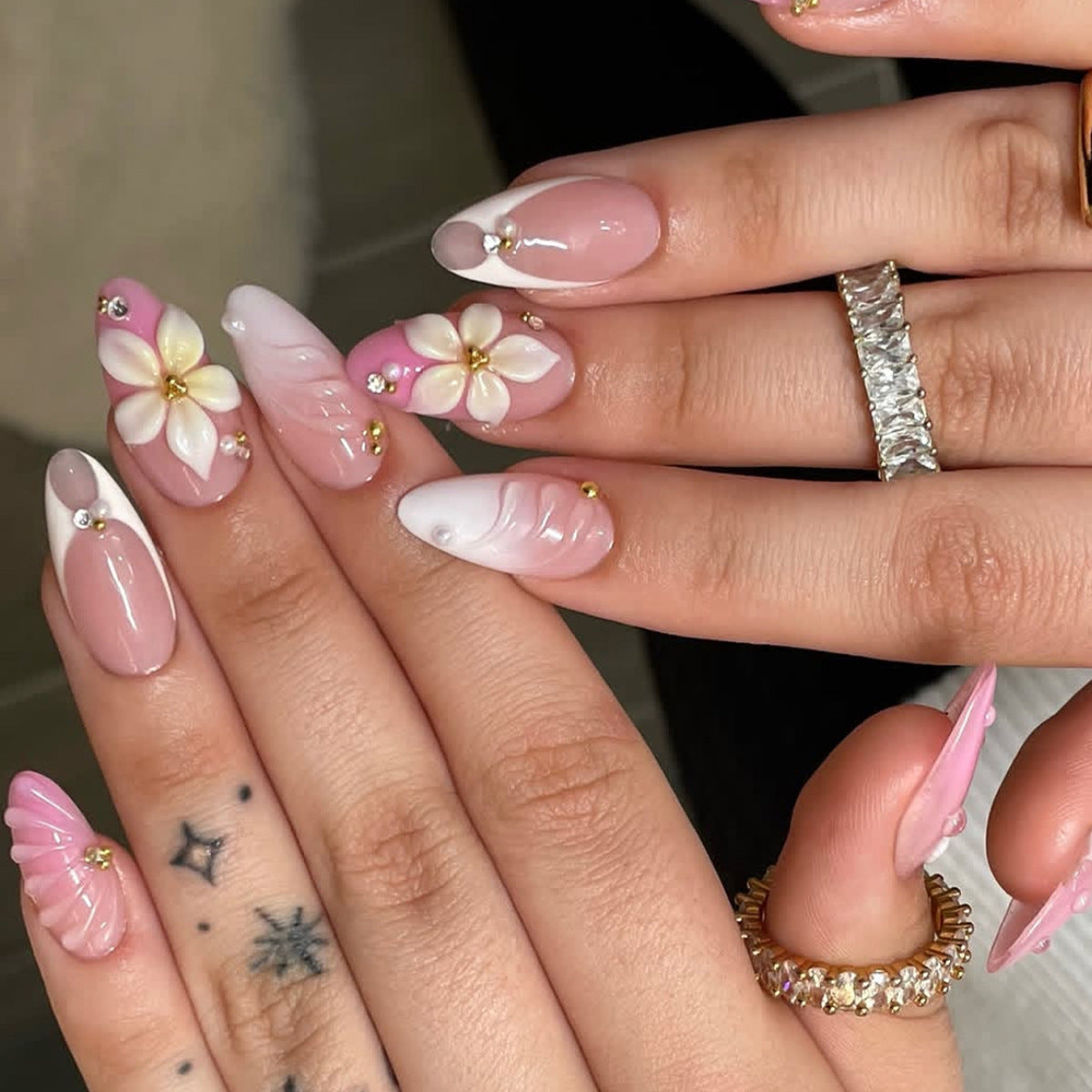 Elegante florale Acryl-Nagelverlängerungen Brehn 1789713211