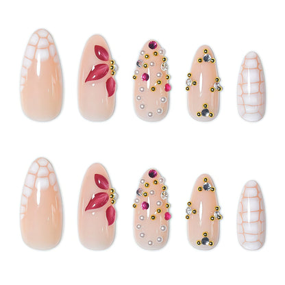 Glamouröse dekorative Nagelkunstverlängerungen Brehn