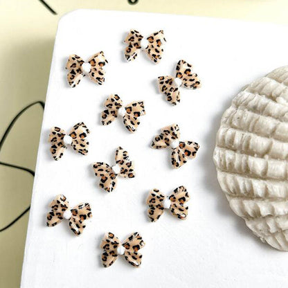Dekorative Leopardenmuster Nagel Kunst Charms