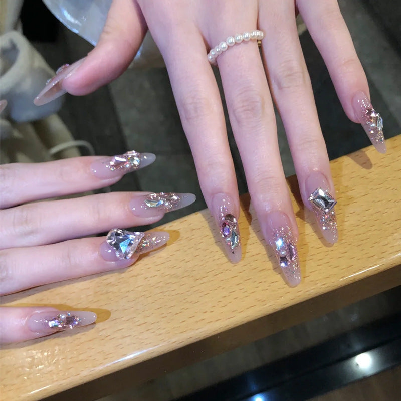 Glänzendes Nagelset Brehn