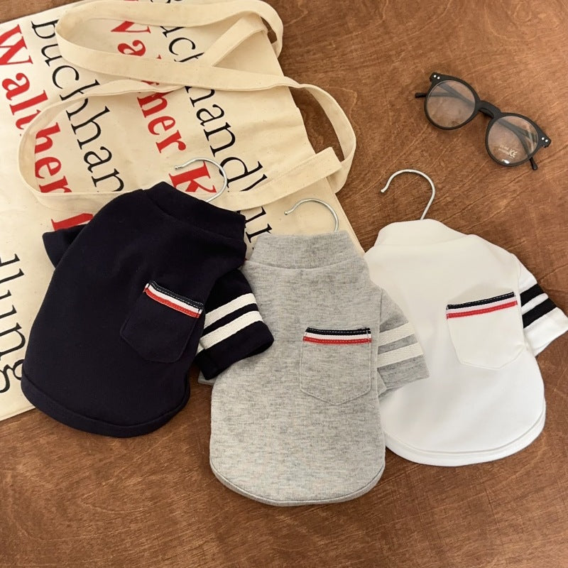 Baumwolle Polo Tee mit Brusttasche & gestreiften Ärmeln