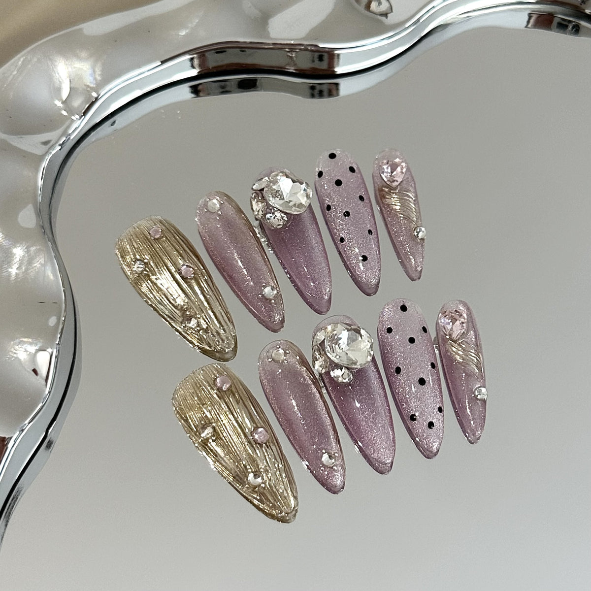 Glamouröse mit Strass besetzte Press-On Nagelset