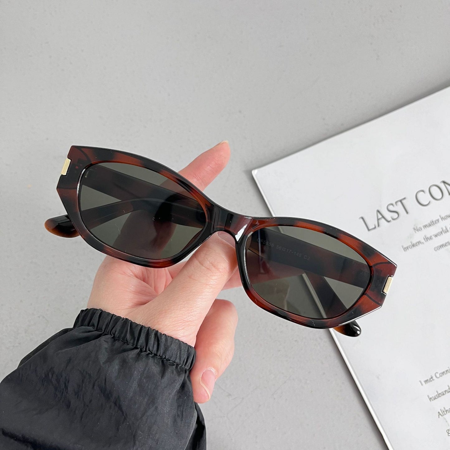 Stylische Katzenaugen-Sonnenbrille Brehn