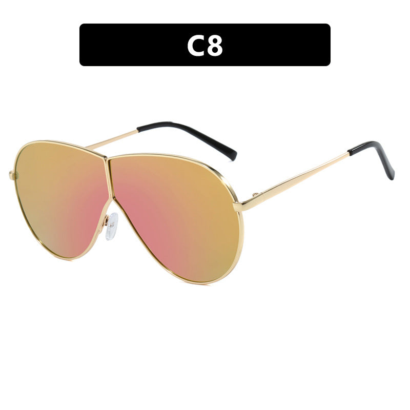 Damen Pilotensonnenbrille mit elegantem goldenen Rahmen und blauen Gläsern Brehn