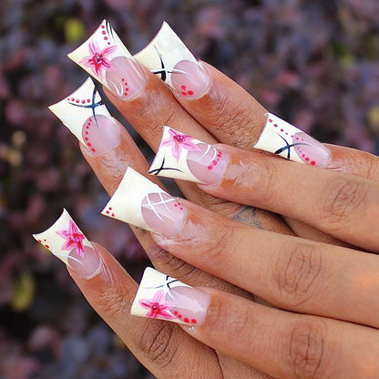Künstlerisches Florales Acryl-Nageldesign Brehn