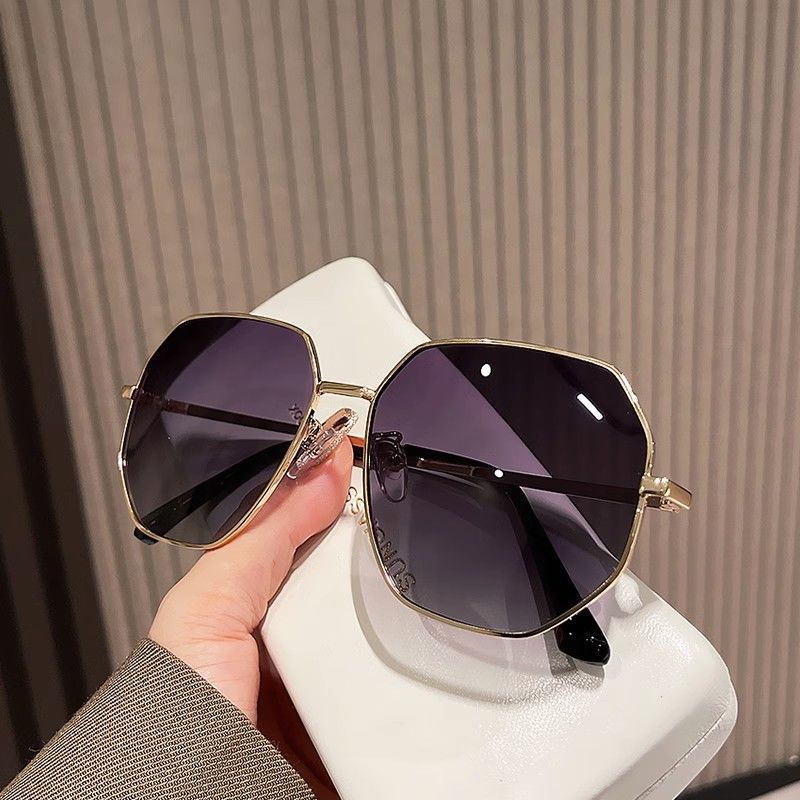 Damen stilvolle Acht-Eck Sonnenbrille Brehn