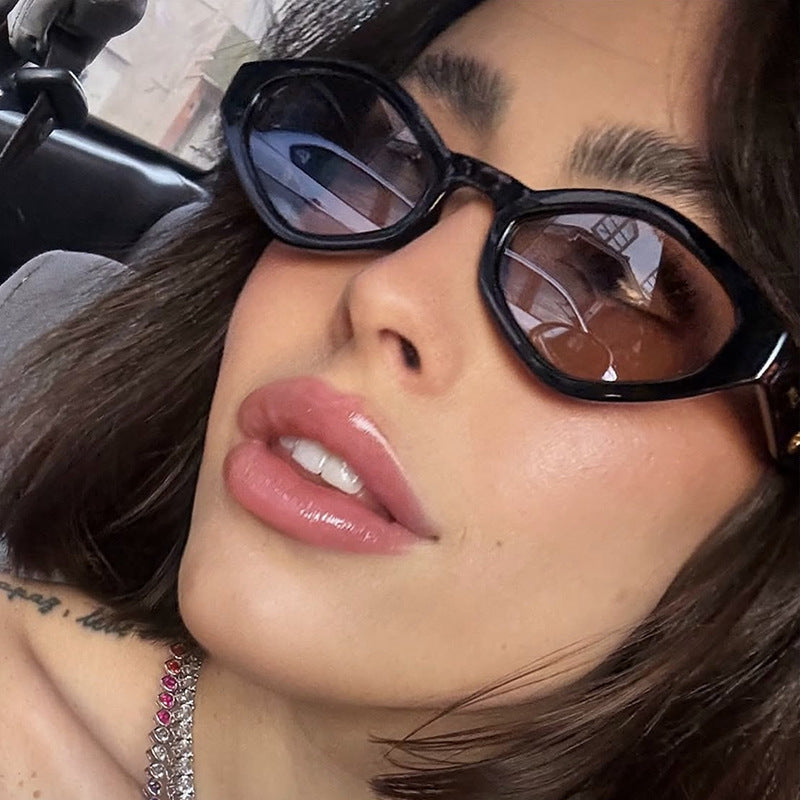 Damen modische Sonnenbrille im markanten Schmetterlingsdesign Brehn
