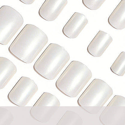 Glänzende Acryl-Nagelveränderungen Brehn