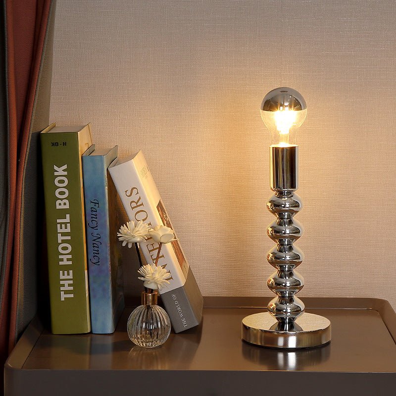 Moderne dekorative Tischlampe