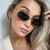 Damen quadratische Sonnenbrille mit elegantem Metallrahmen Brehn