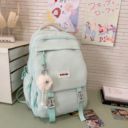 Stylische Multi-Funktions-Rucksack mit dekorativen Merkmalen Brehn